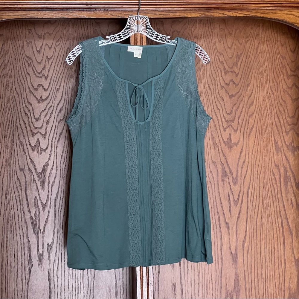 Meadow Rue Sz M Teal Cotton sleeveless summer tshirt with lace